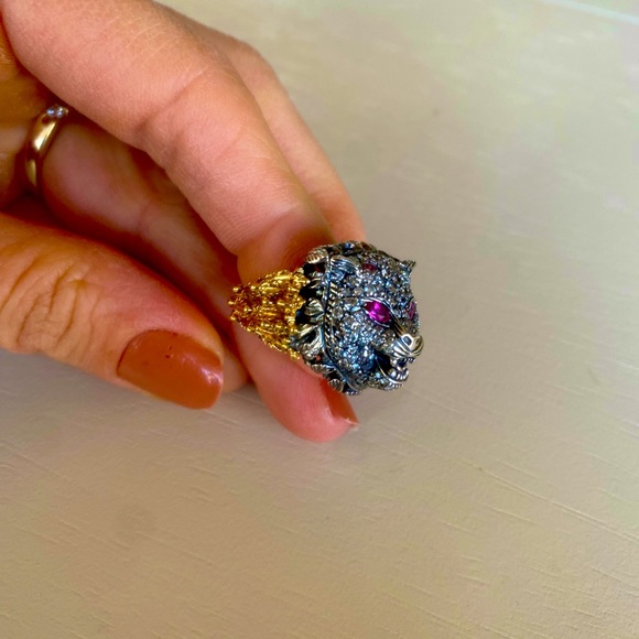 Distinctive Design Pink Sapphire silver diamond Feline Head Ring - Picture 6 of 6